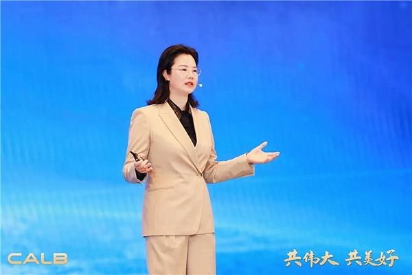 暴风雨前的宁静？BTC与ETH正面临关键抉择时刻