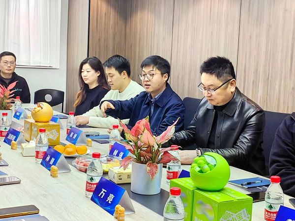 当嬉皮士遇见计算机：一段不为人知的数字革命史